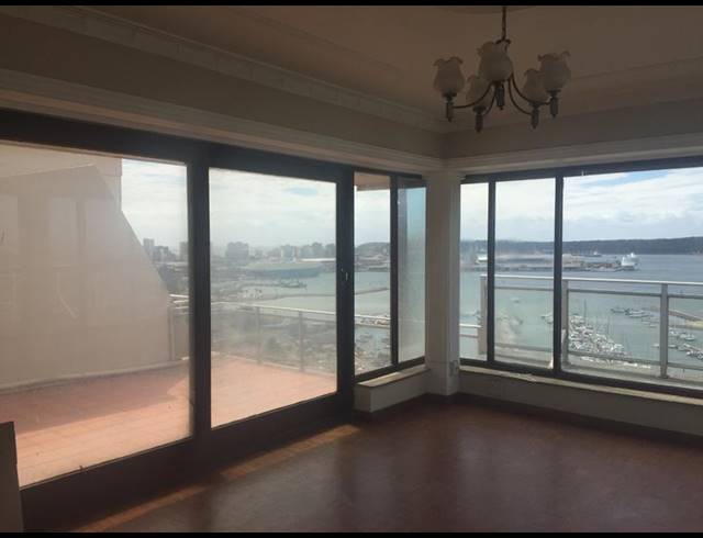 3 BEDROOM APARTMENT FOR SALE IN ESPLANADE